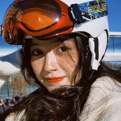 爱在初春惊变时